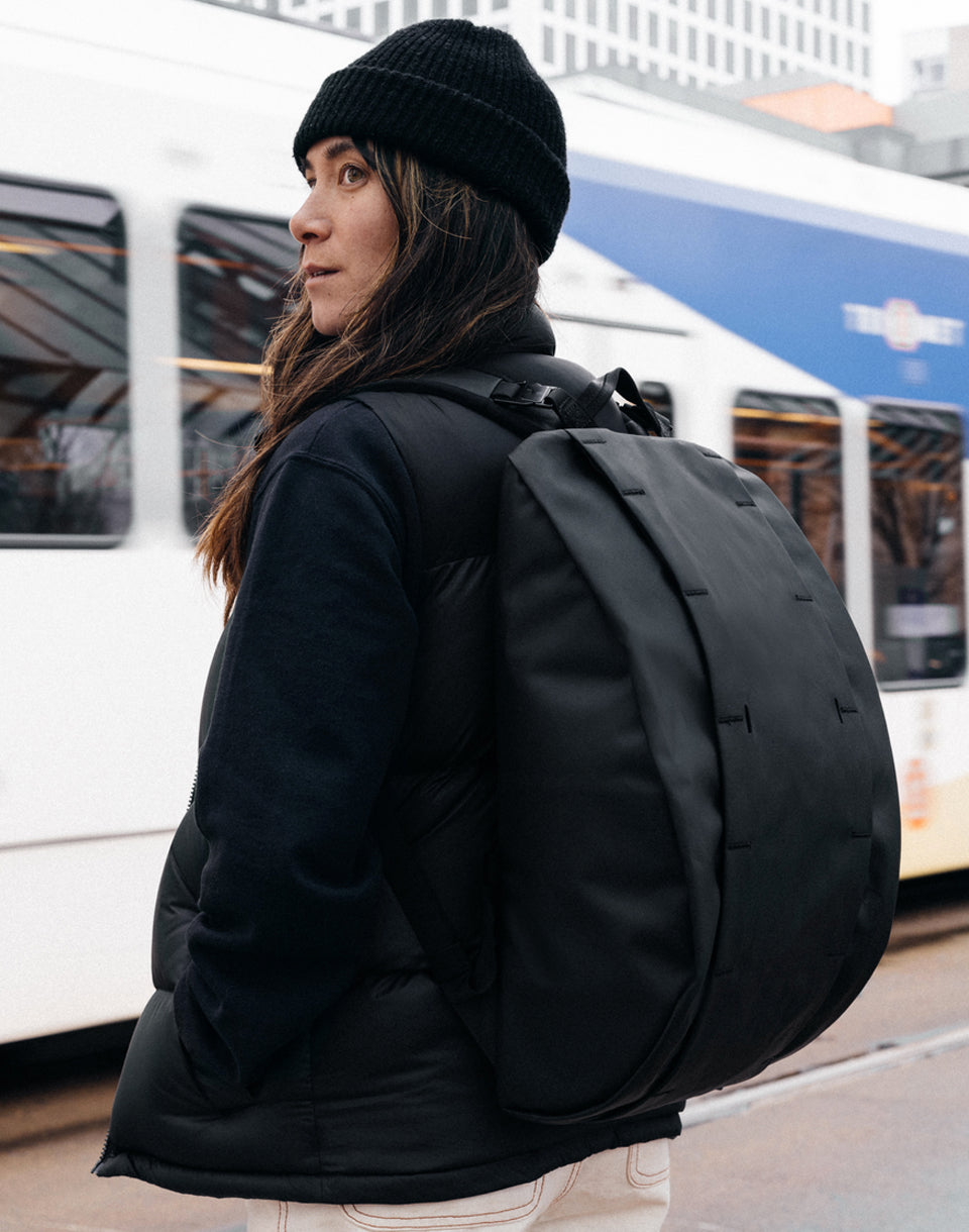 Hugger Base Backpack 15L