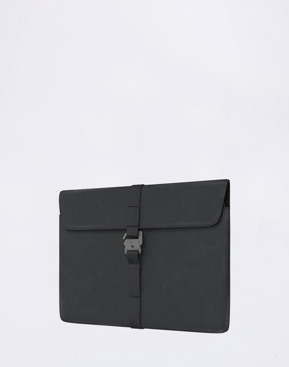 Essential Laptop Sleeve 16