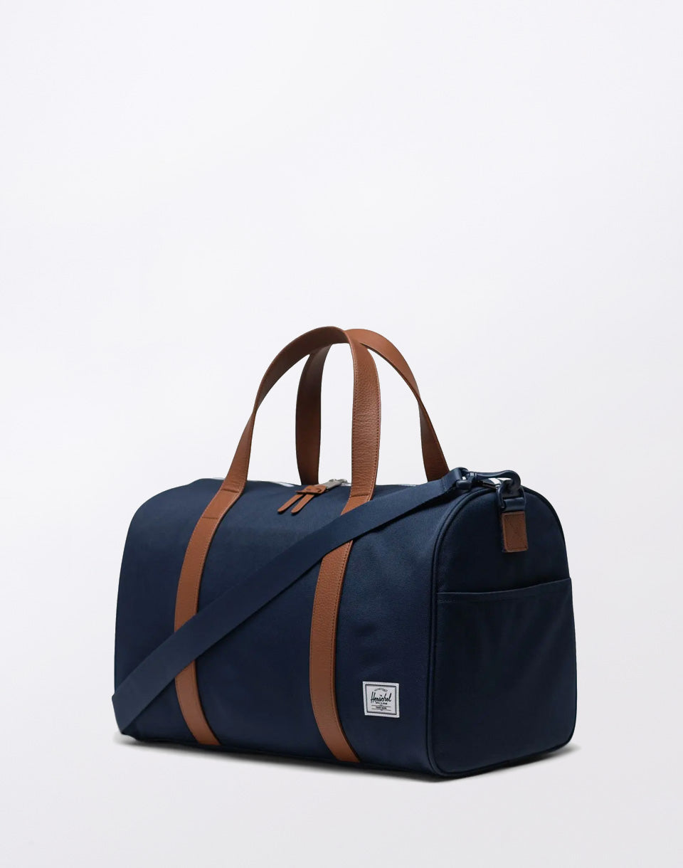 Novel Carry On Duffle