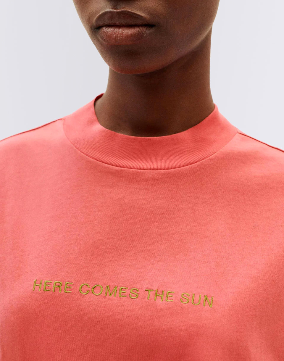 Here Comes The Sun Pink T-Shirt