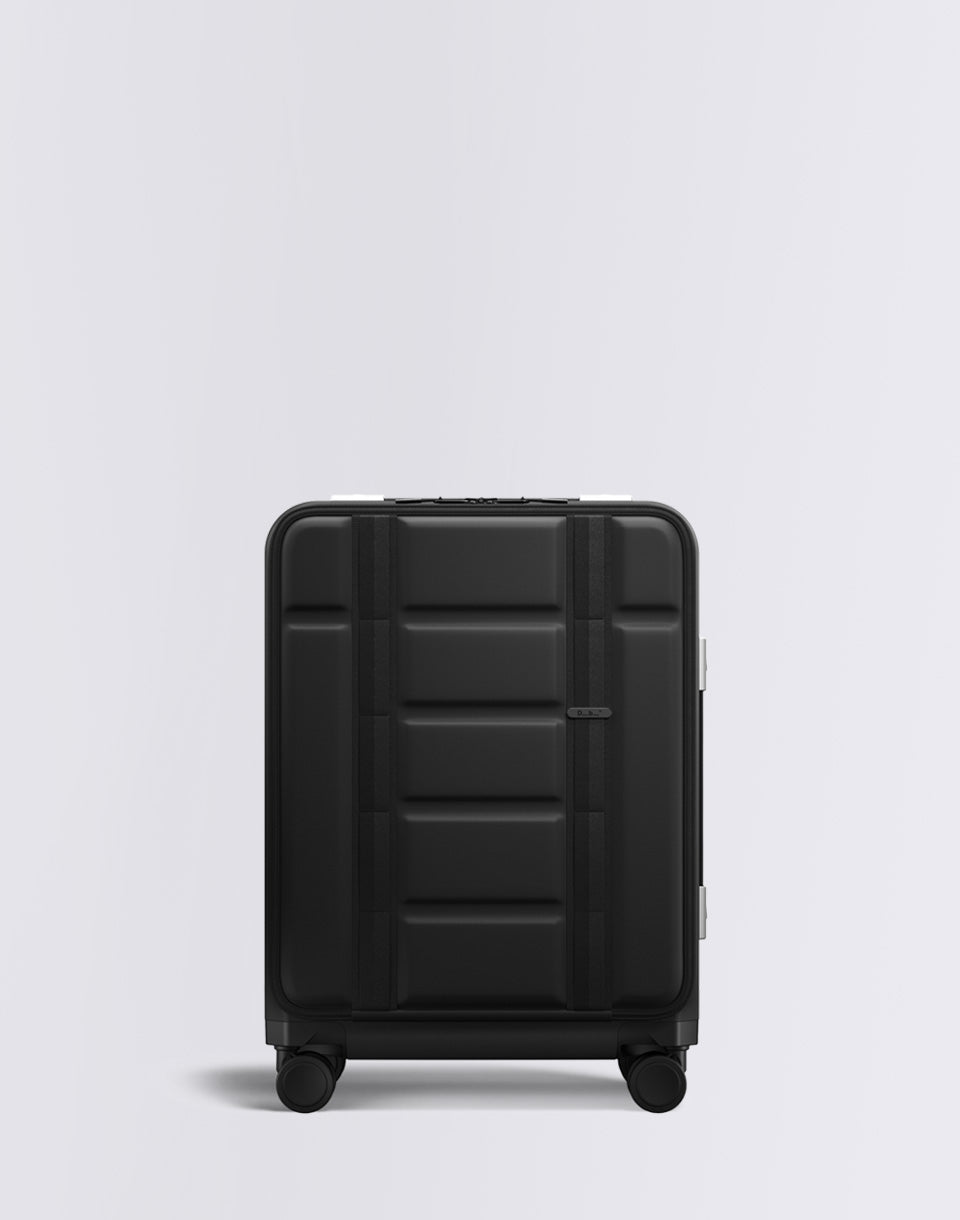 Ramverk Pro Front-access Carry-on