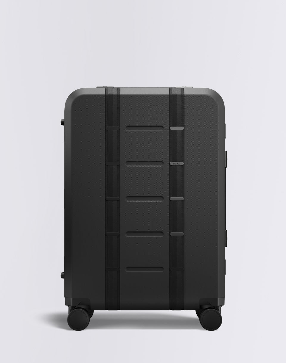 Ramverk Pro Check-in Luggage Medium