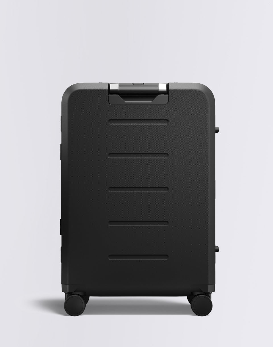 Ramverk Pro Check-in Luggage Medium